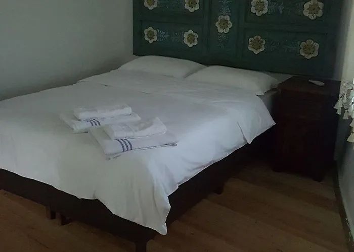 מלון Madam Eleni בוזקאדה