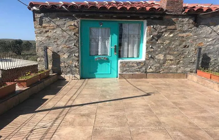 מלון Madam Eleni בוזקאדה